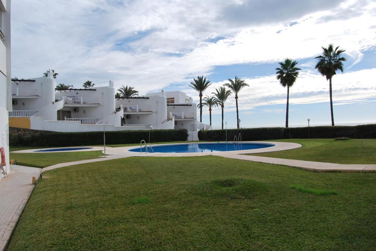 Luna Beach Calahonda *